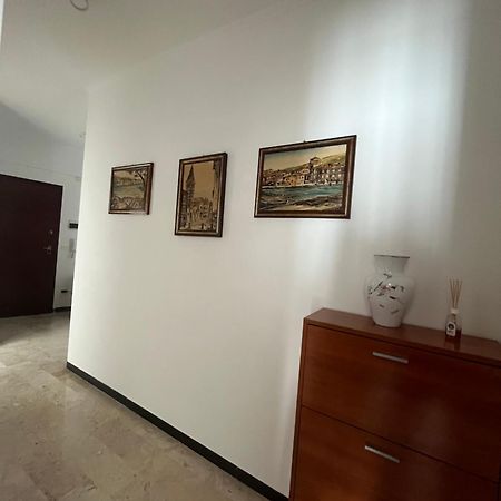 Casa Vacanze Tardy E Benech Savona Exterior foto